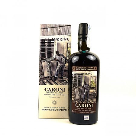 Caroni 1996 Velier 23 Jahre Trinidad Rum Flasche Vorderseite mit Originalverpackung