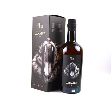 Hampden DOK 2009 – Rom de Luxe Wild Series Nr. 1, 10 Jahre, Jamaica Rum, 0,7 Liter. Frontalansicht mit Originalkarton, sehr guter Füllstand, Flasche, Kapsel und Etikett in sehr gutem Zustand.